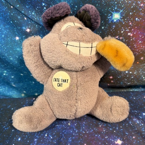 Ate that cat - 'ate, toy