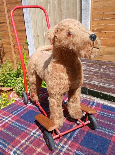 Vintage push along dog - vintage,