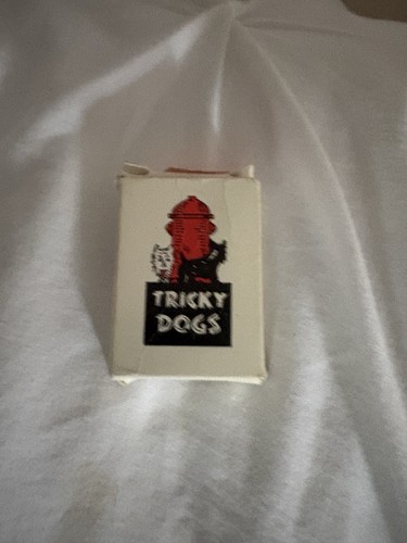 Vintage tricky dogs - vintage, magnetic