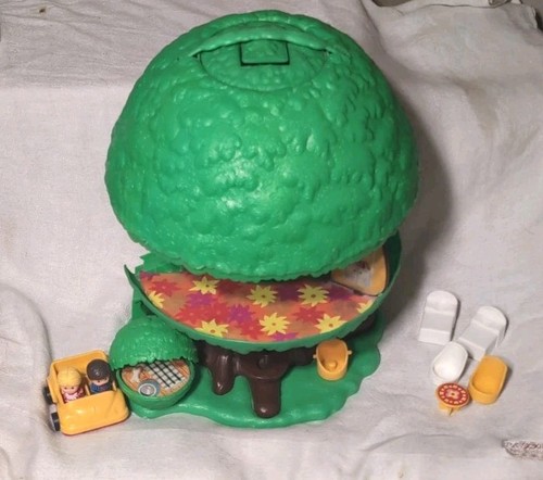 Tree tot - tot, 1975